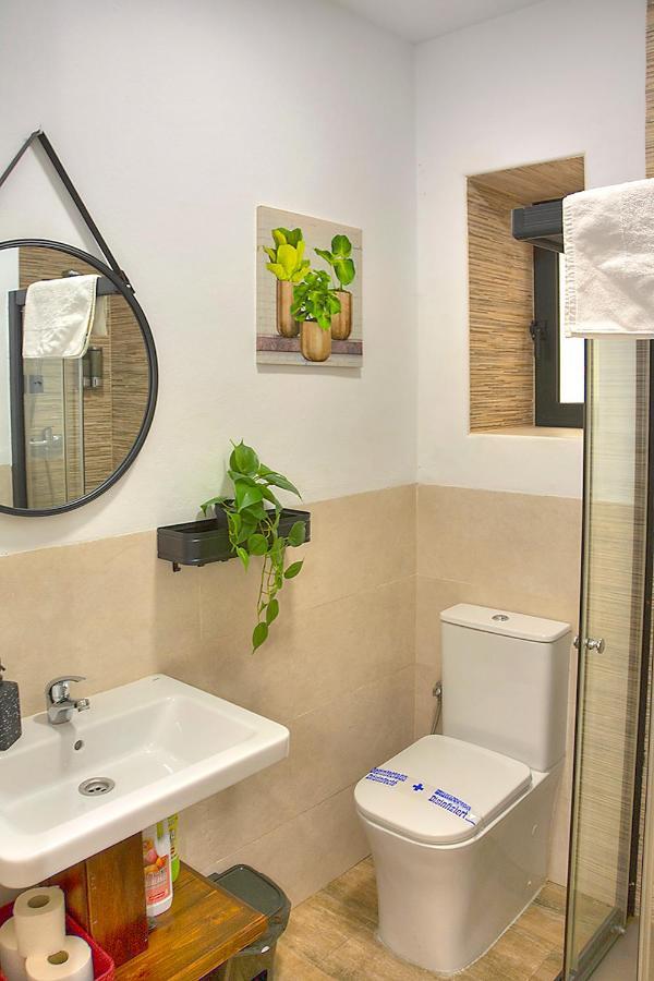 Family Apartment In Triana Seville Exterior photo